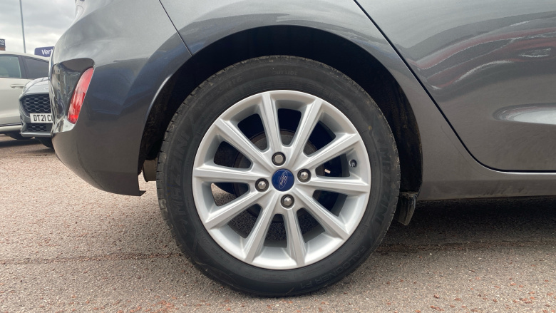 Ford Fiesta 1.0 EcoBoost Titanium 5dr Petrol Hatchback